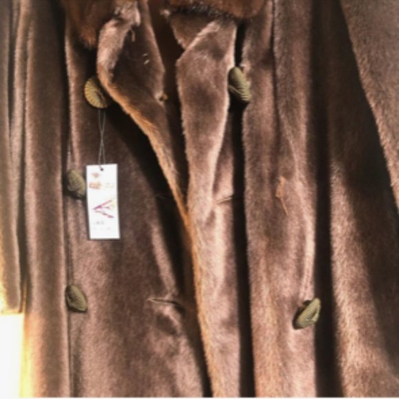 Vintage 1980's Peck & Peck Faux Fur Coat - Picture 3 of 7